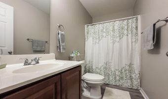 958 Willow Creek Dr, Alexandria, KY 41001
