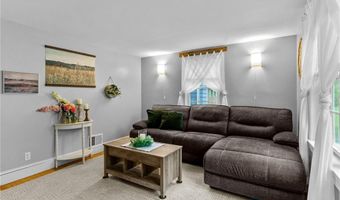 223 Chopmist Hill Rd, Glocester, RI 02814