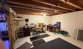 6711 Candy Ln, Vermilion, OH 44089