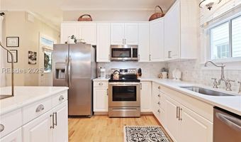 125 Bartram Dr, Beaufort, SC 29902