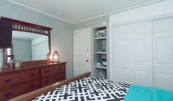 19 Garfield Rd, Bristol, CT 06010