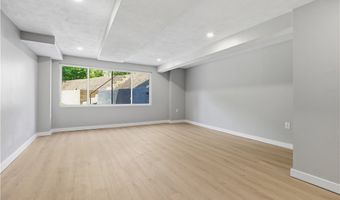 609 Monaca Rd, Aliquippa, PA 15001