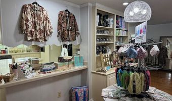 240 Whittle Cir, Ashburn, GA 31714