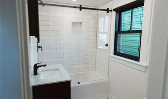 42 Marlborough St, East Greenwich, RI 02818