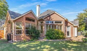 3752 Park Pl, Addison, TX 75001