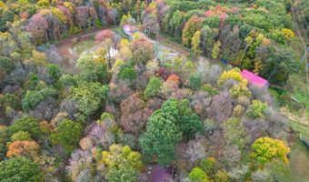 6559 Poston Rd, Athens, OH 45701