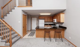 2840 Ashland Ct, Altoona, IA 50009