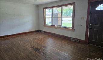1127 N Mountain St, Blacksburg, SC 29702