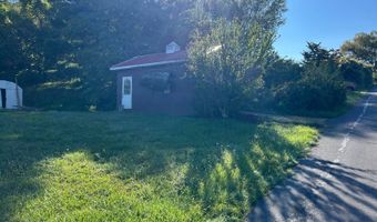 54 Church St, Anmoore, WV 26301