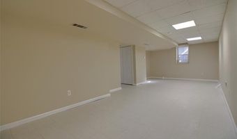 3241 Buckhorn Ct, Ann Arbor, MI 48105