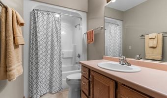 22 BALSAM Ct, Appleton, WI 54913