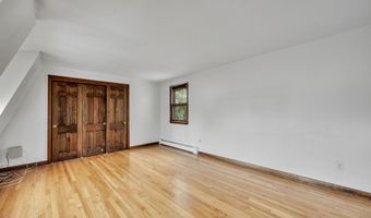 2 Sequoia Dr, Cromwell, CT 06416