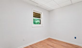 419 Holly Hills Dr, Altavista, VA 24517