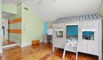 175 Cat Rock Rd, Cos Cob, CT 06807
