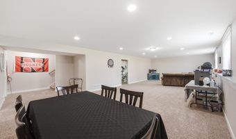 319 31st St SW, Altoona, IA 50009