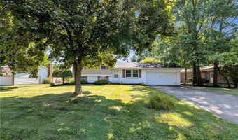 1055 Thomas Dr, Ashland, OH 44805