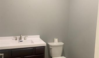 412 Chamber Dr, Anamosa, IA 52205