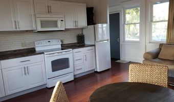 215 Aahi Pl, Kaunakakai, HI 96748