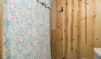 15 S RAINBOW Dr, Cora, WY 82925