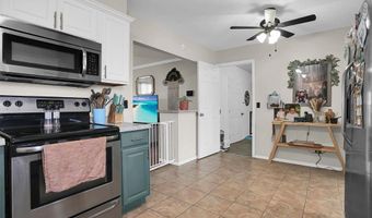 1229 E Ridgecrest Rd, Altus, OK 73521