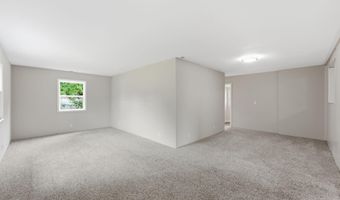 1203 Superior Dr, Auburn, IN 46706