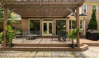 8809 SAUNDERS Ln, Bethesda, MD 20817