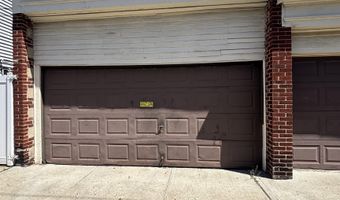 171 HOBERT Ave, Bayonne, NJ 07002