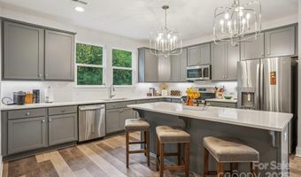 2242 Electric Ln, Charlotte, NC 28205