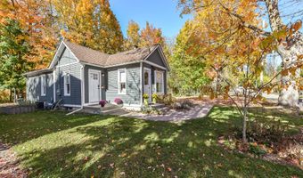 1147 Traver Rd, Ann Arbor, MI 48105