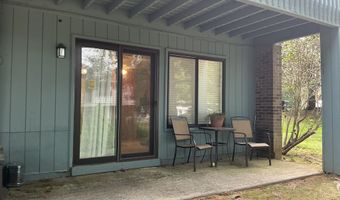 7 Margo Ct 7, Cromwell, CT 06416
