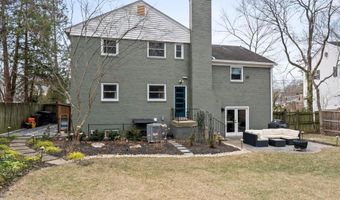 9817 FERNWOOD Rd, Bethesda, MD 20817