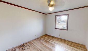 2153 W 42nd St, Casper, WY 82604