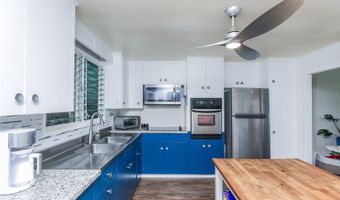 491 Kihapai St, Kailua, HI 96734