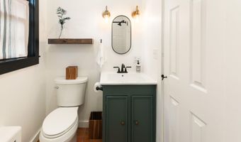 390 Pleasant Valley Rd, Brattleboro, VT 05301