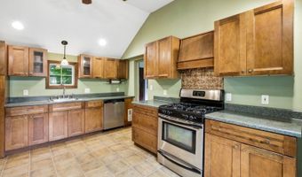 211 Wawayanda Rd, Alloway, NJ 07422
