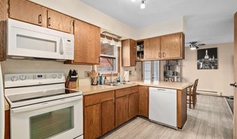 1839 BLUEGRASS Cir, Cheyenne, WY 82009