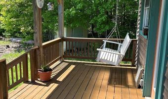20 Monument Rd, Abbot, ME 04406