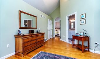 454 N Quidnessett Rd, North Kingstown, RI 02852