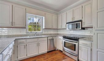 6321 Woodlore Dr NW, Acworth, GA 30101