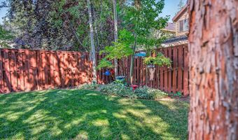 61042 Chamomile Pl, Bend, OR 97702
