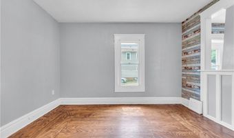 1174 La Croix Ave 1, Akron, OH 44307