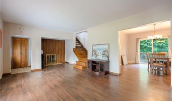 151 Overlook Dr, Alliance, OH 44601