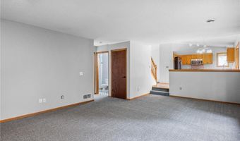 3649 Tower Pond Dr, Anoka, MN 55303