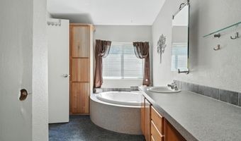 6802 E Pendleton Rd, Benton City, WA 99320