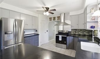 1414 New London Ave, Cranston, RI 02920
