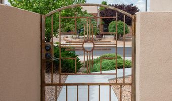 800 Purple Aster Dr, Bernalillo, NM 87004