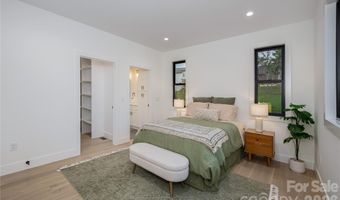 47 Scott Meadows Dr, Asheville, NC 28806
