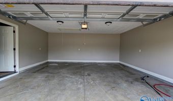 22947 Pin Oak Dr, Athens, AL 35613
