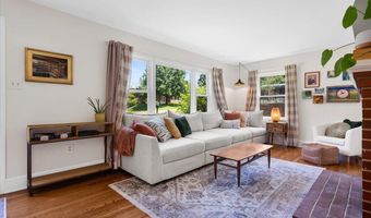 222 NE Stonewall Hts, Abingdon, VA 24210