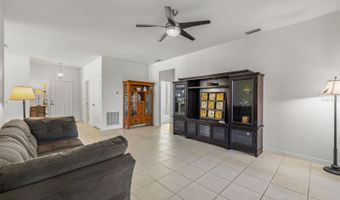 5808 HIDDEN FALLS Ln, Apollo Beach, FL 33572